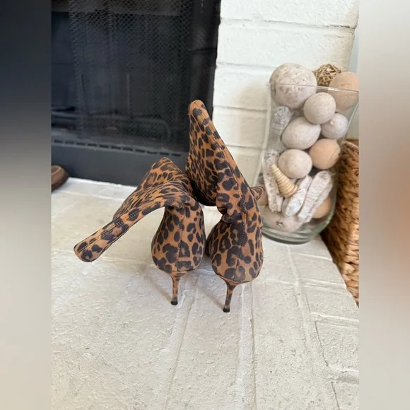 $999 Aquazzura Women Brown Suede Very Boogie 60 Ankle Boots Shoes EU 38 7.5 - Picture 6 of 9